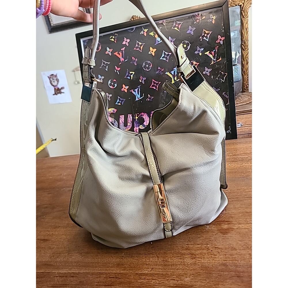 Gussaci Shoulder Handbag Gray Faux Leather - Picture 5 of 16